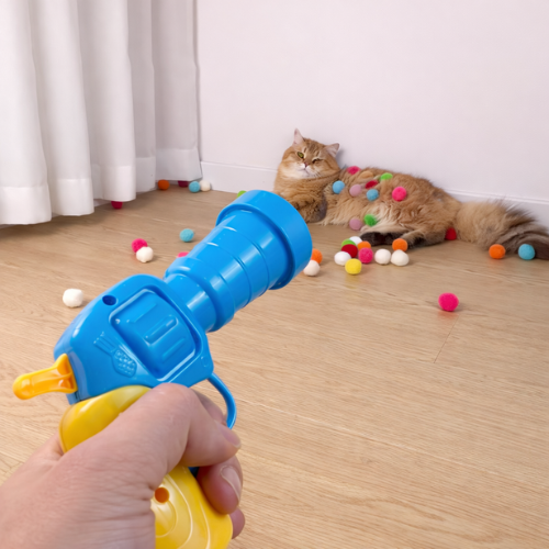 Tassattack – För hoppande, jagande och aktiv lek